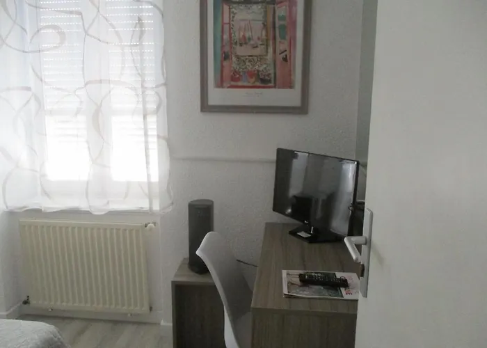 Ξενοδοχείο Du Commerce Pont-Saint-Esprit