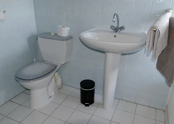 Du Commerce Ξενοδοχείο Pont-Saint-Esprit